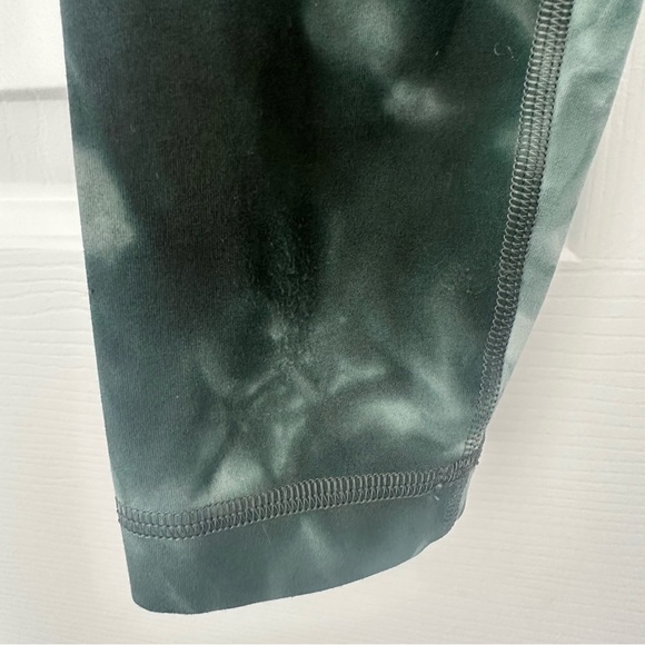 SOLD! Lululemon Align High Rise Tight 25” Diamond Dye Starlight Smoked Spruce 2 - Picture 10 of 12